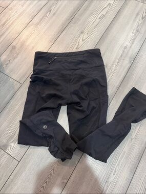 Lululemon speed tight size 2 ruched legs